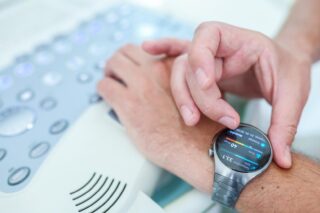 Pametni sat: Vaš osobni asistent za zdravlje, posao i život